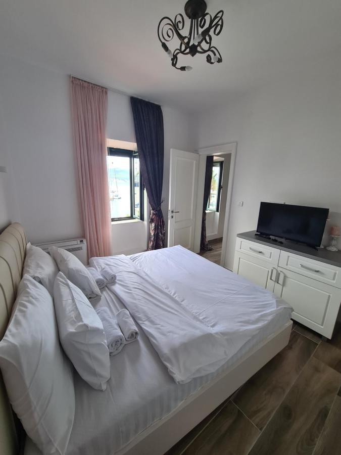 Rustico Apartments ติวัต ภายนอก รูปภาพ