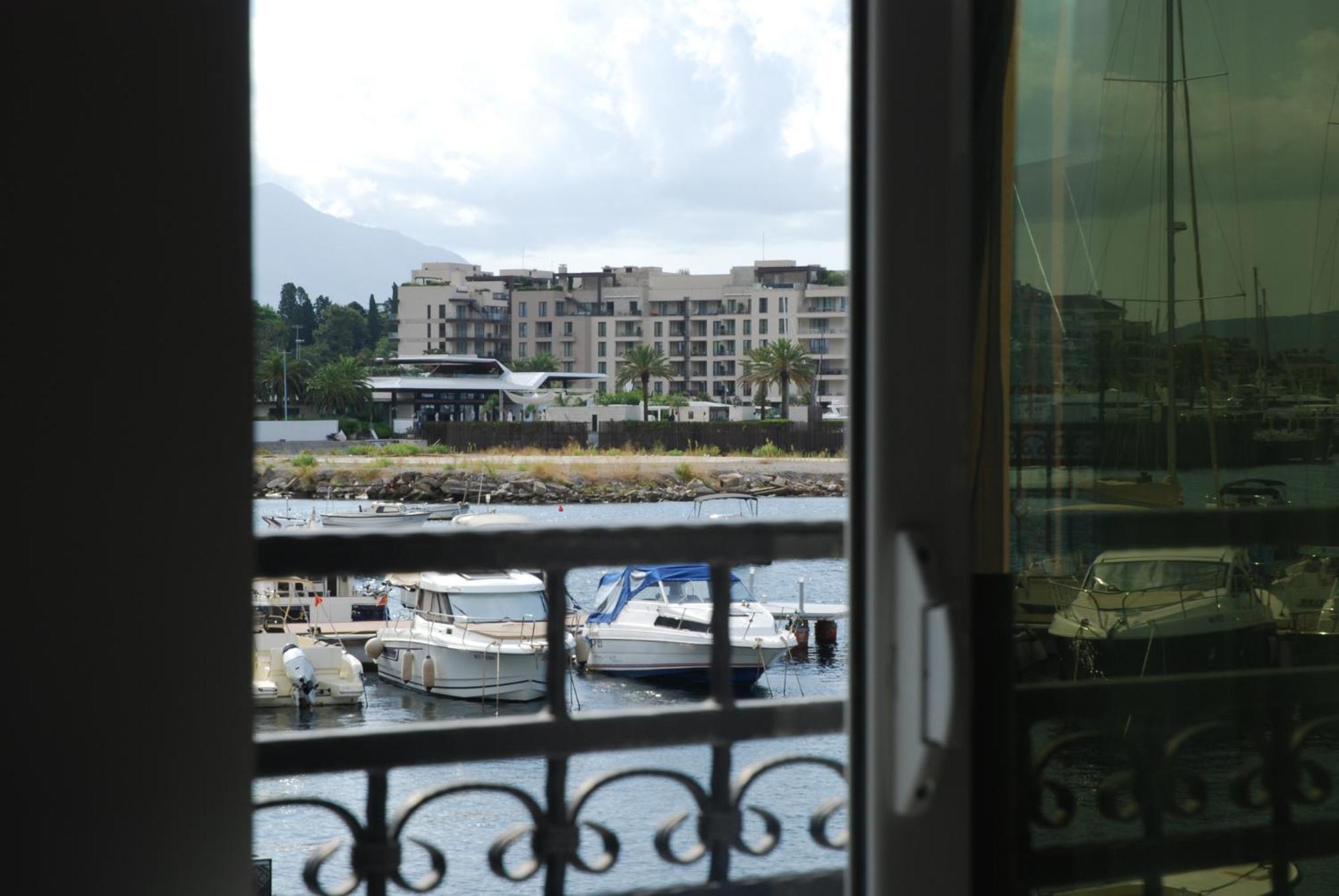 Rustico Apartments ติวัต ภายนอก รูปภาพ